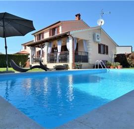 3 bedroom villa with pool near Poreč, sleeps 6